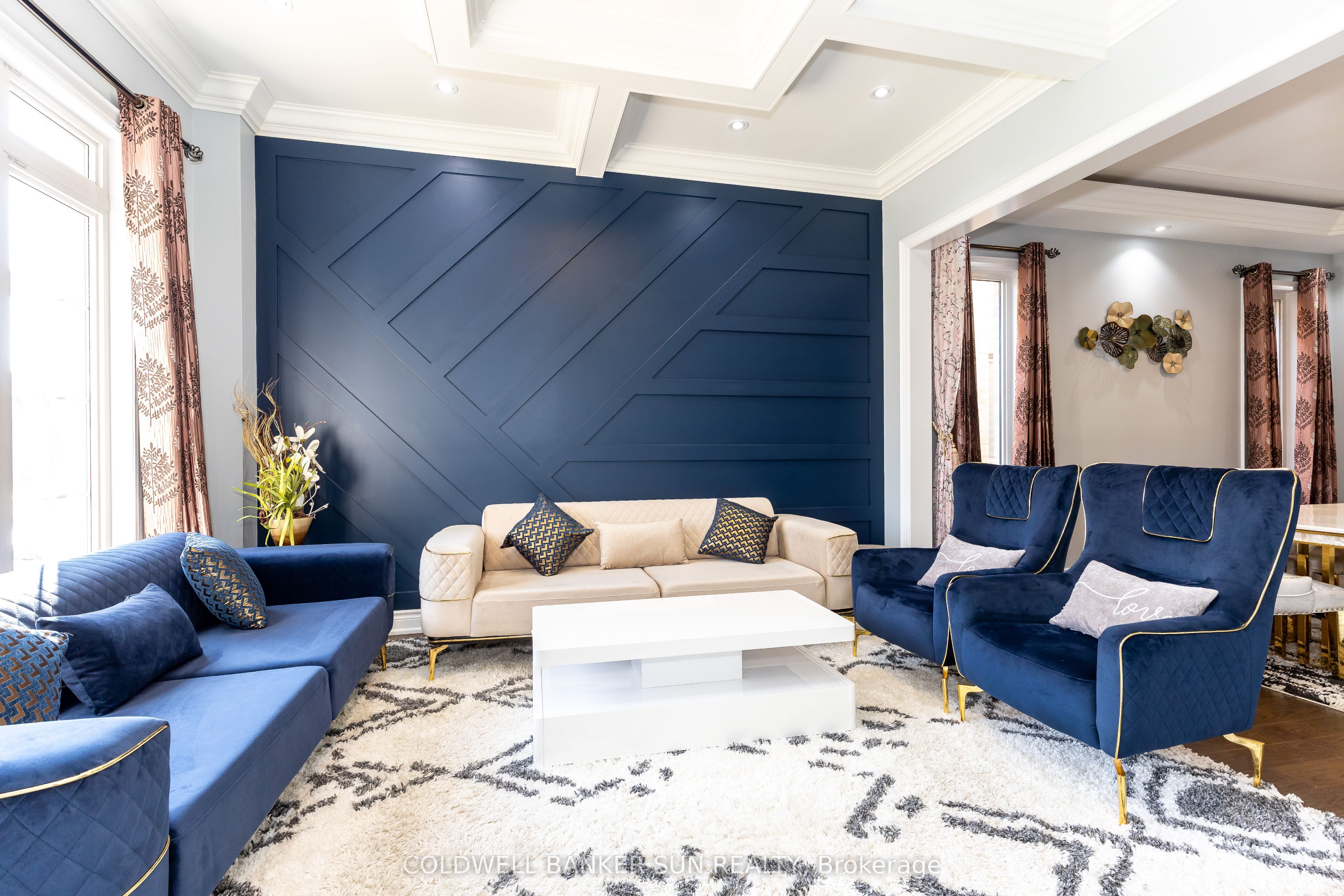 48 Hanbury Crescent