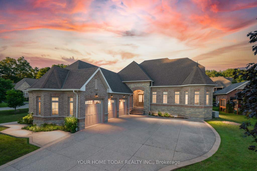 Photo of 86 Barraclough Boulevard, Halton Hills, ON L7G 0E6 (MLS # W13621884)