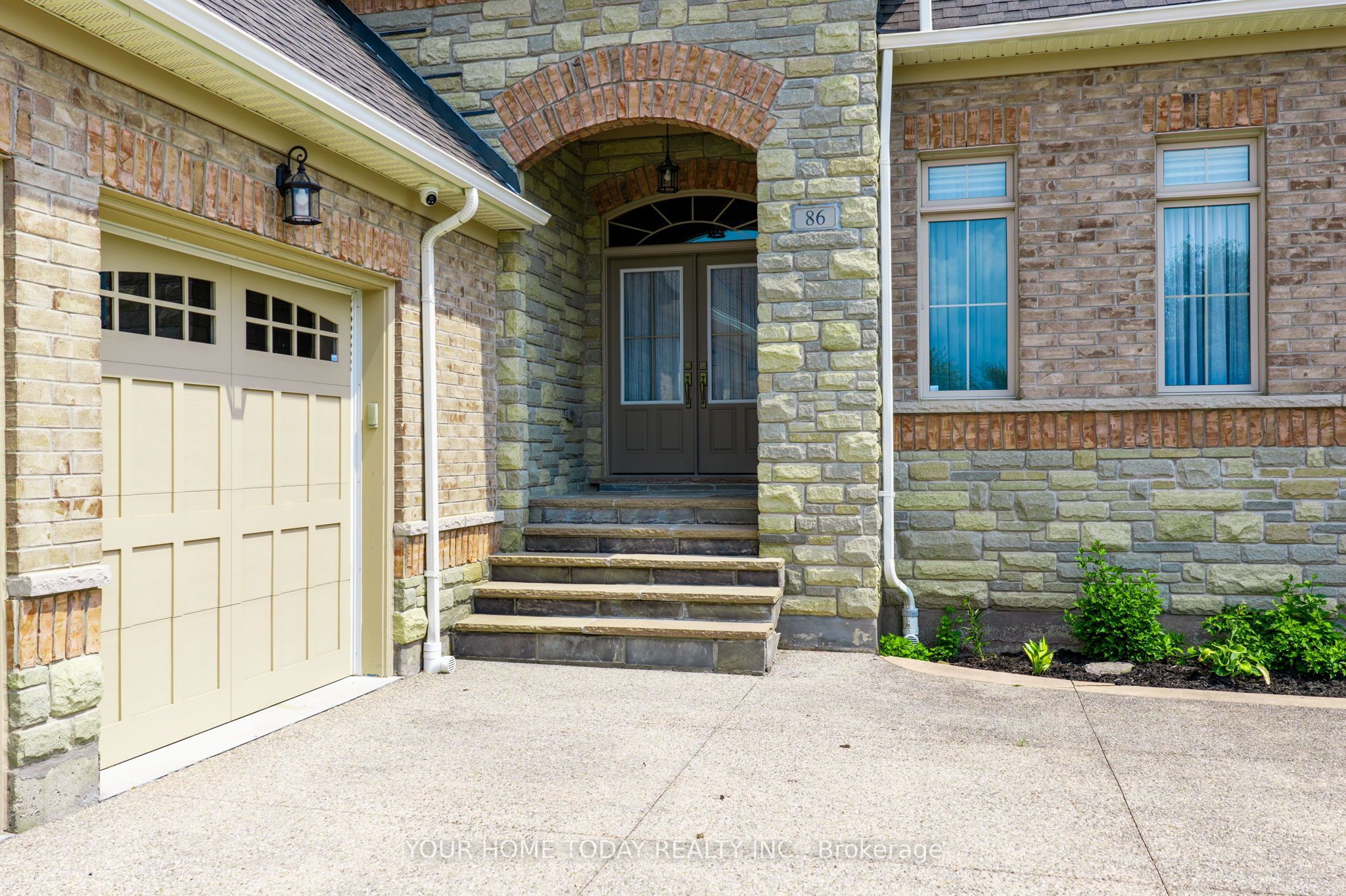 86 Barraclough Boulevard