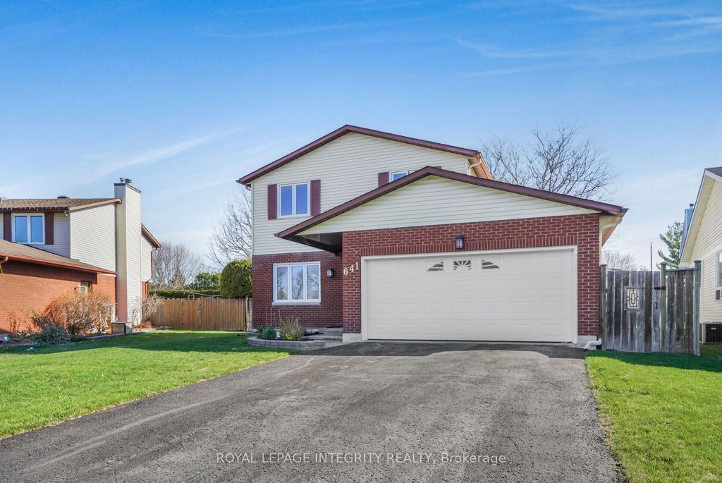 Photo of 641 Apollo Way, Orleans - Cumberland and Area, ON K4A 1T5 (MLS # X13053004)