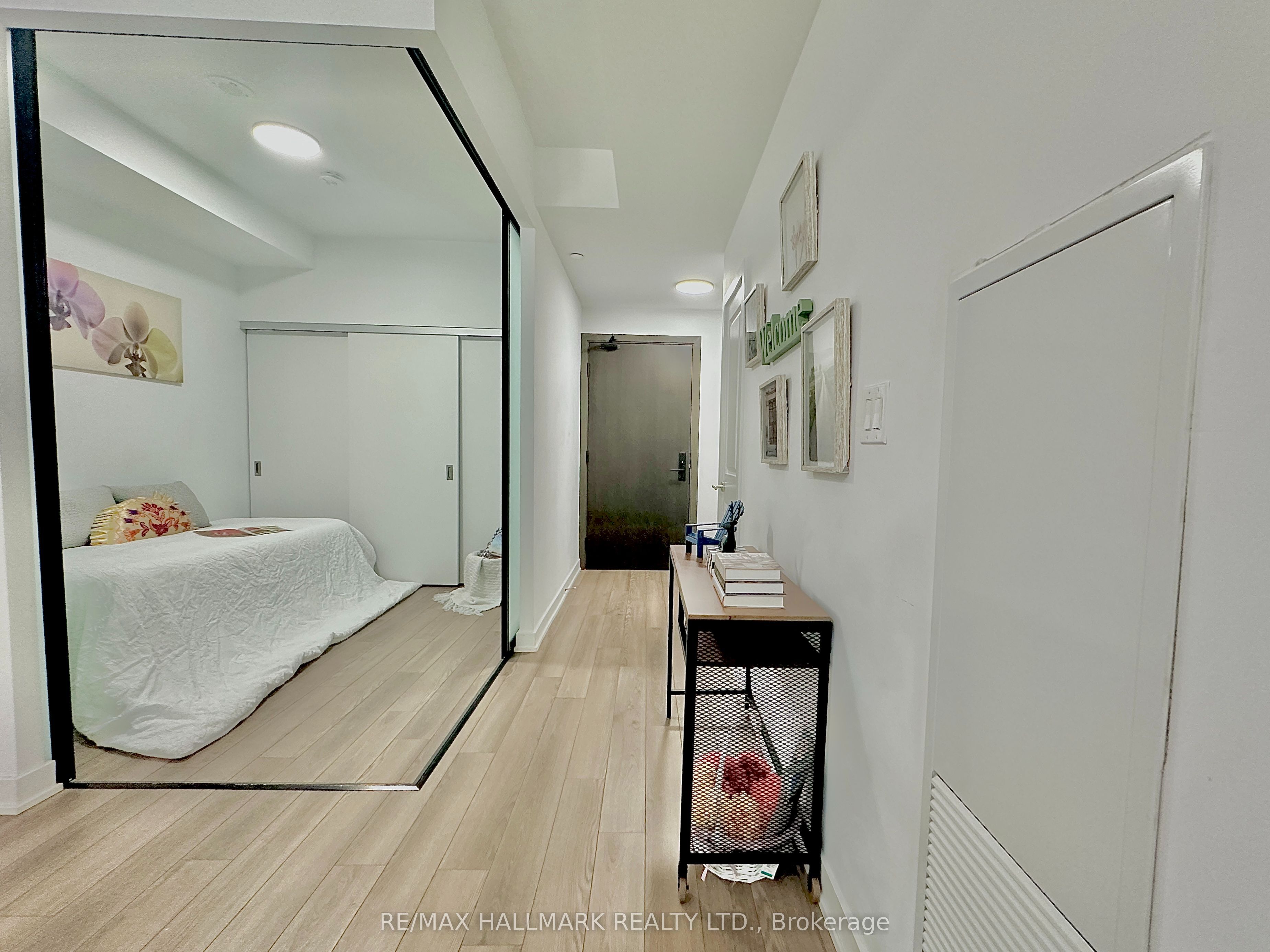 2799 Kingston Road 223