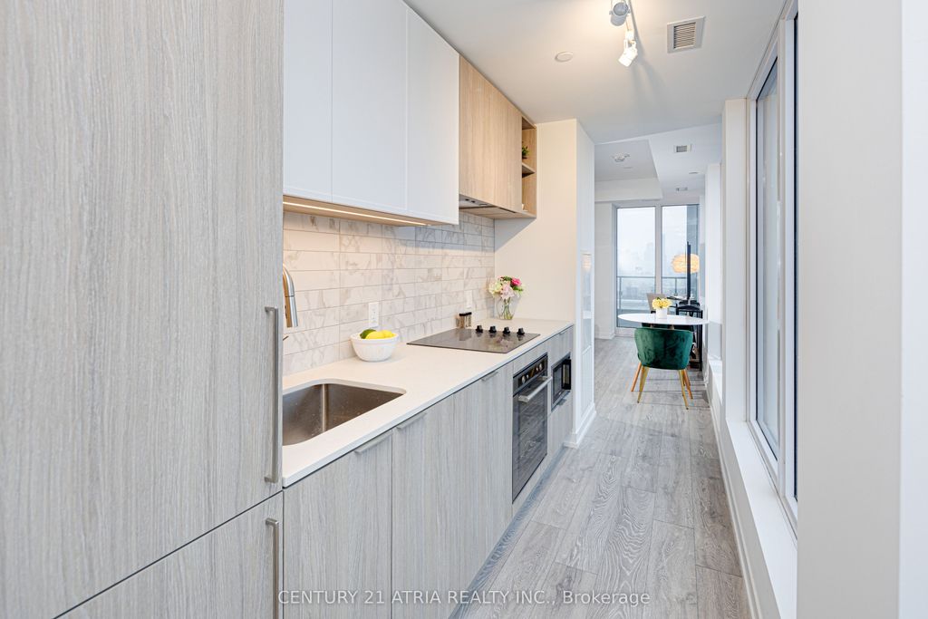 Photo of 2020 Bathurst Street #1820, Toronto, ON M5P 0A6 (MLS # C12443913)