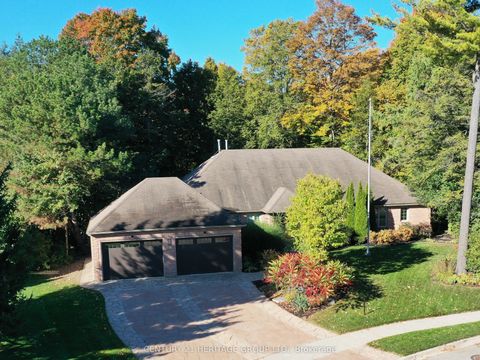 46 Pineneedle Drive Aurora ON L4G 4Y6