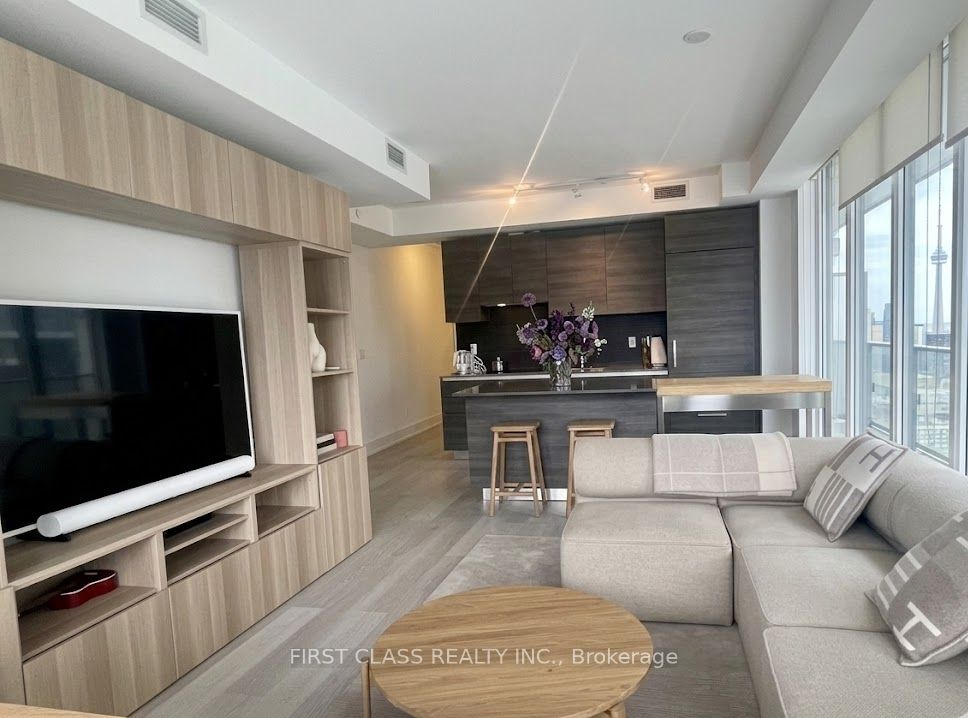 200 Bloor Street W 1405