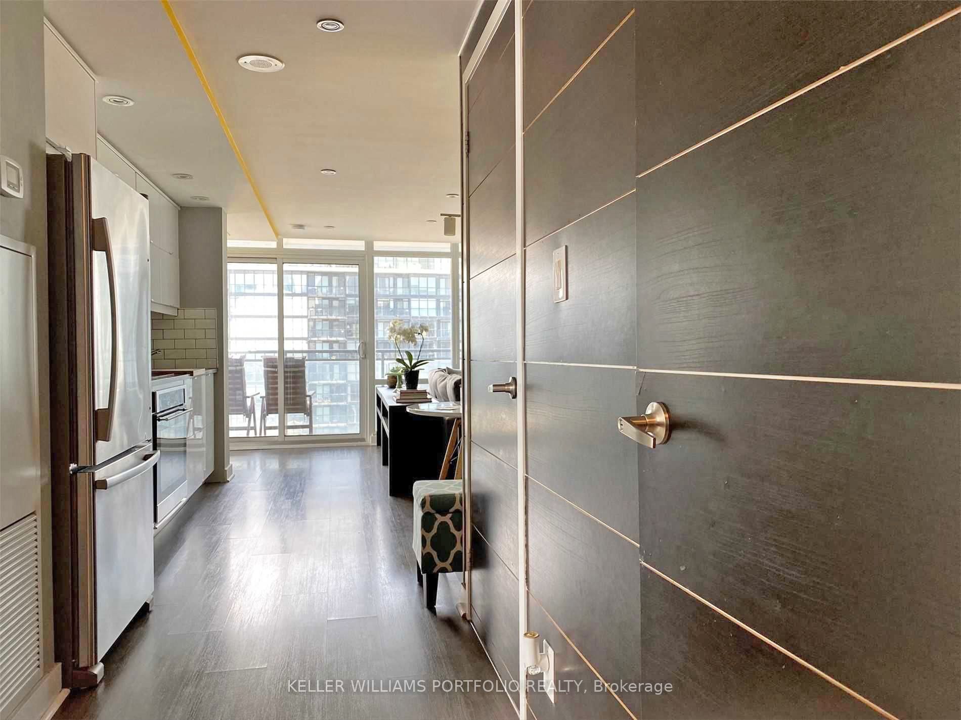 4K Spadina Avenue 1618