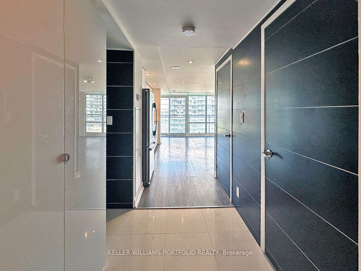 4K Spadina Avenue 1618