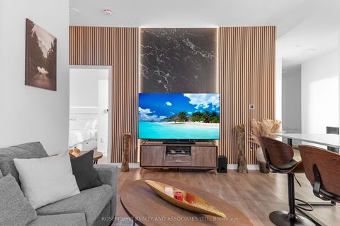 35 Tubman Avenue 102 Toronto ON M5A 0T1