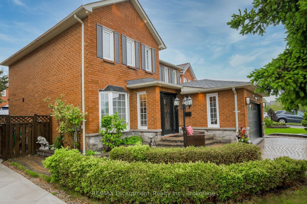 Photo of 357 Nahani Way, Mississauga, ON L4Z 3B1 (MLS # W12796298)