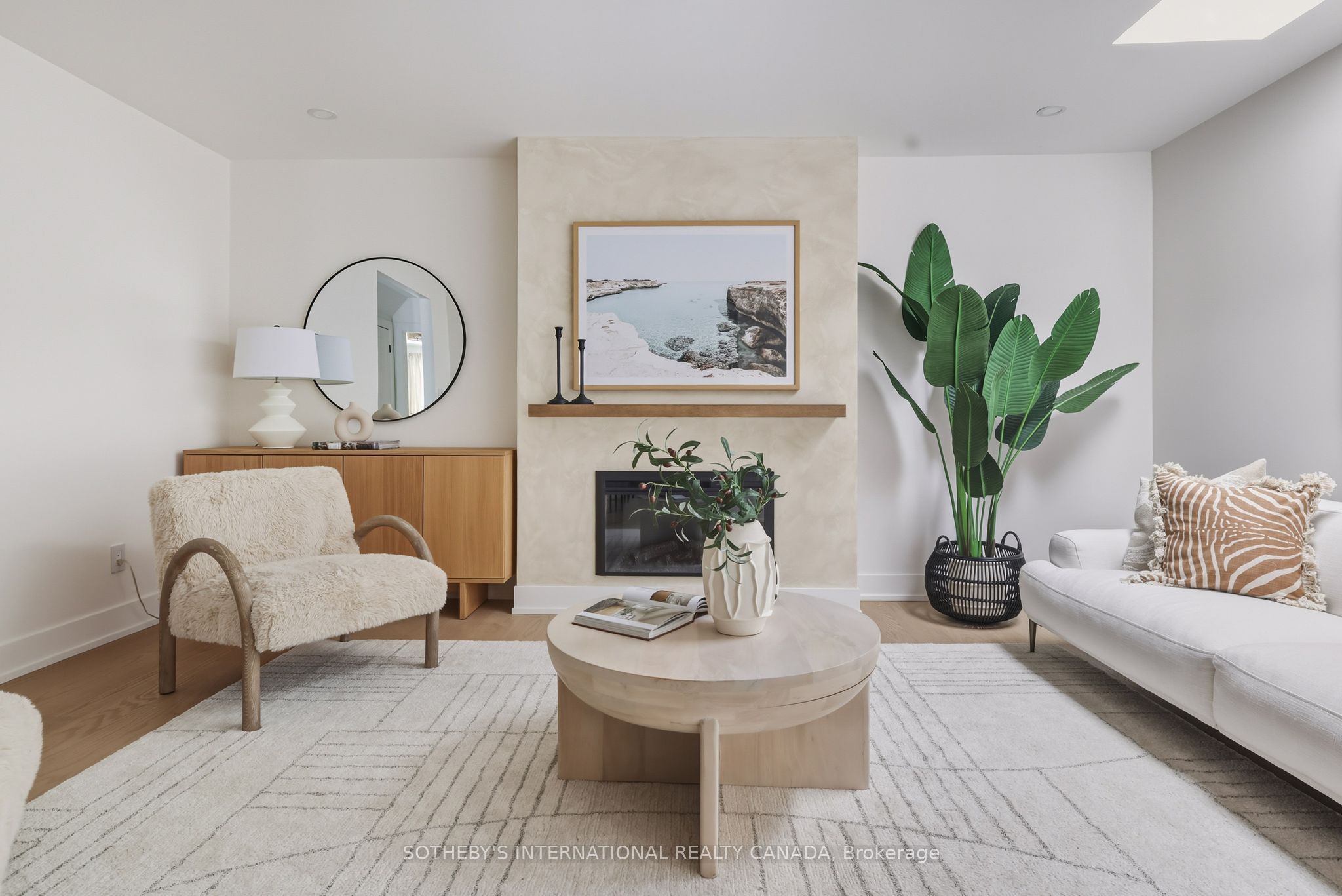 4 Dersingham Crescent