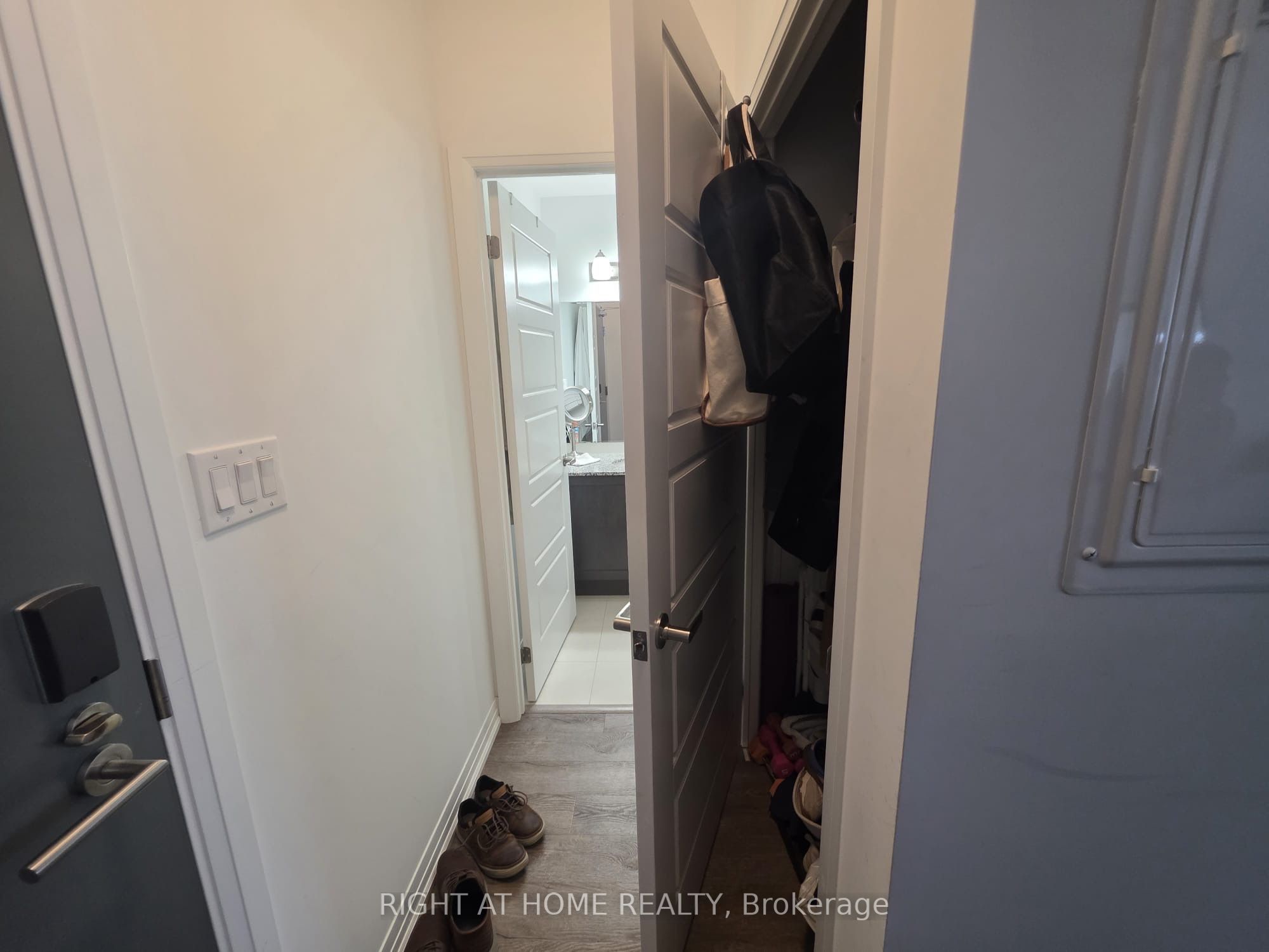 3285 Carding Mill Trail 204
