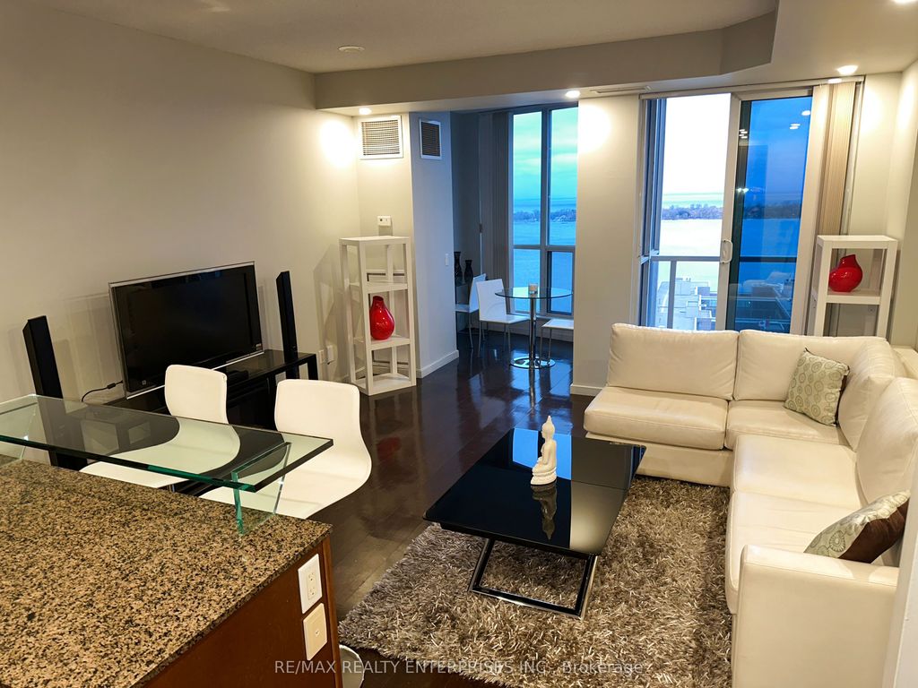 Photo of 8 York Street #2710, Toronto, ON M5J 2Y2 (MLS # C13172194)