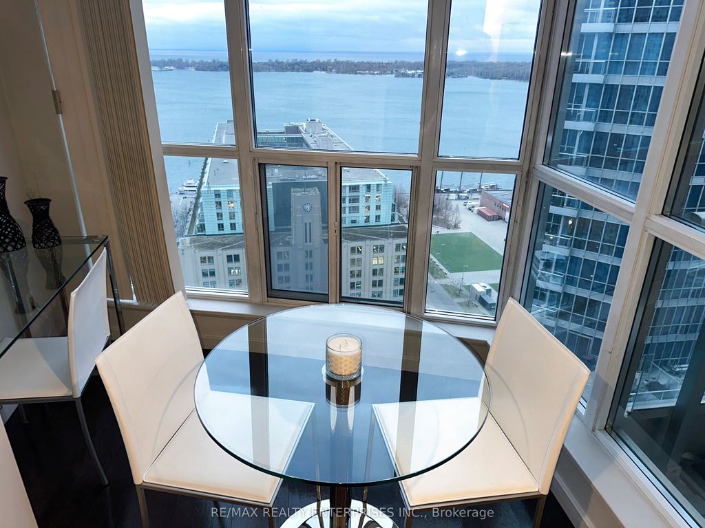 Photo of 8 York Street #2710, Toronto, ON M5J 2Y2 (MLS # C13172194)