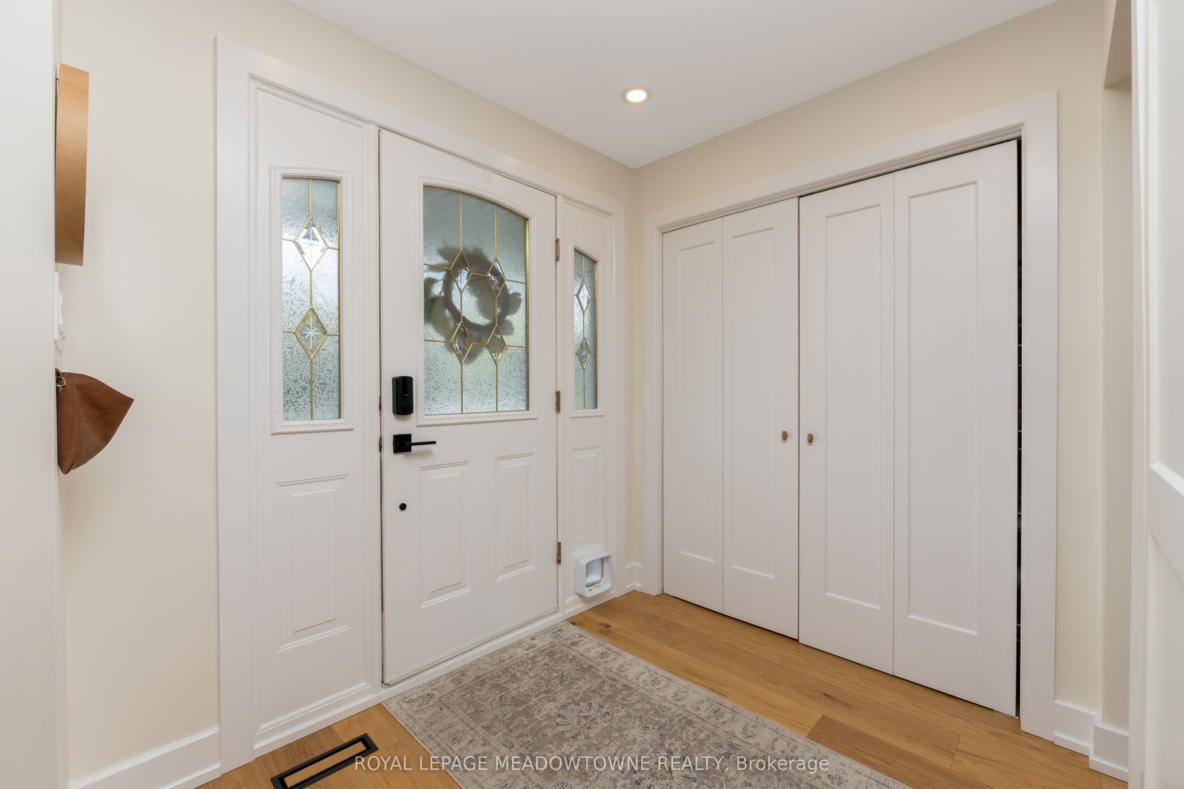 27 Stockman Crescent
