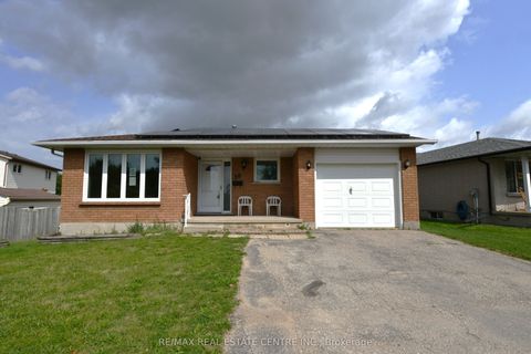 Photo of 30 Casey Drive, Kitchener, ON N2A 3P1 (MLS # X12385268)