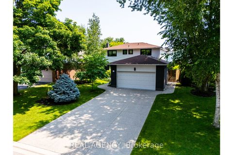 1205 Lambeth Road Oakville ON L6H 2E1