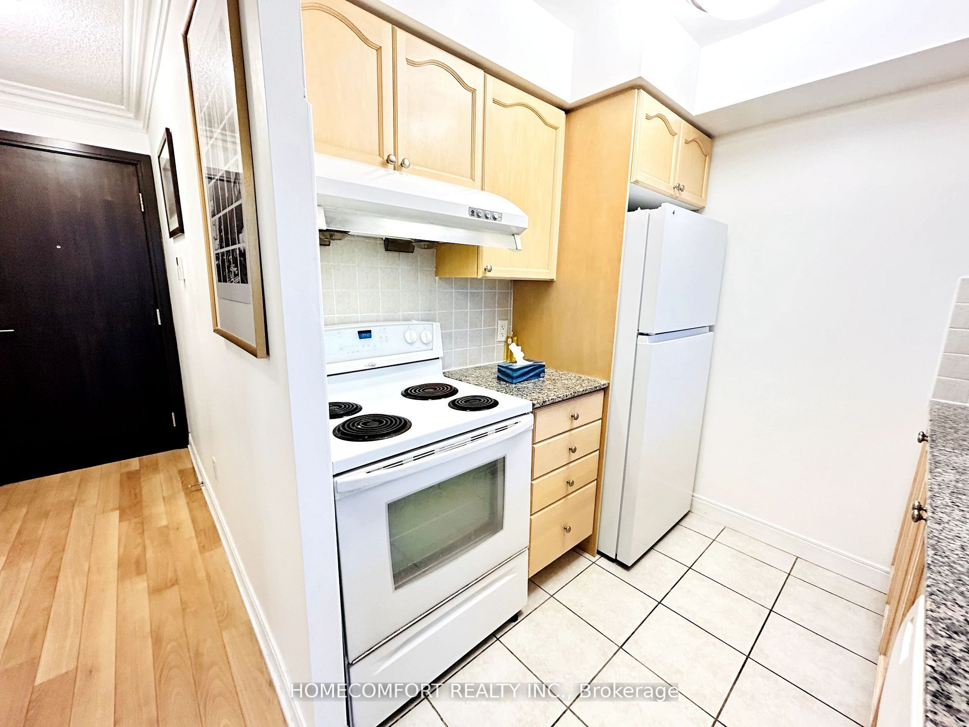 238 Bonis Avenue 823