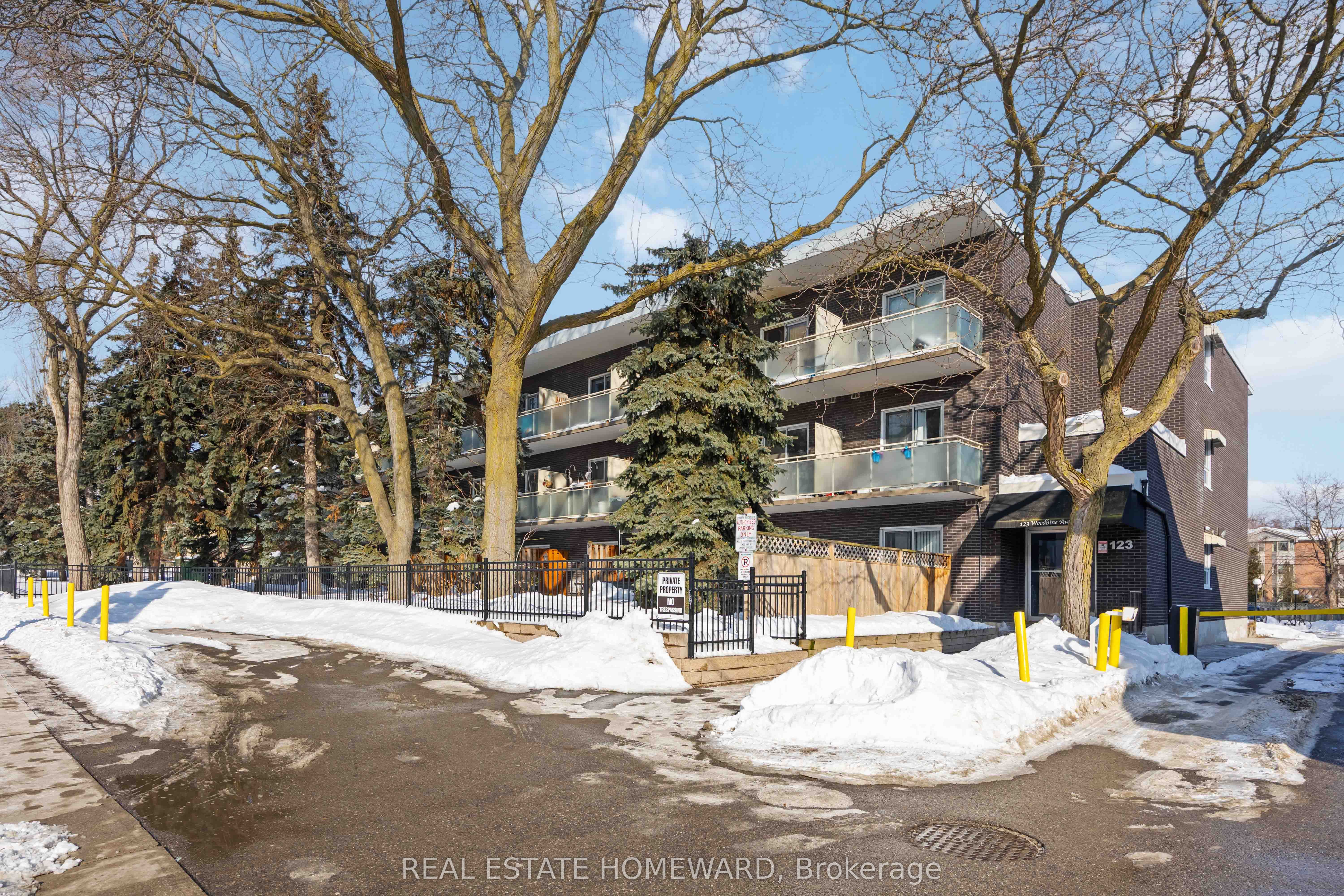 123 Woodbine Avenue 207