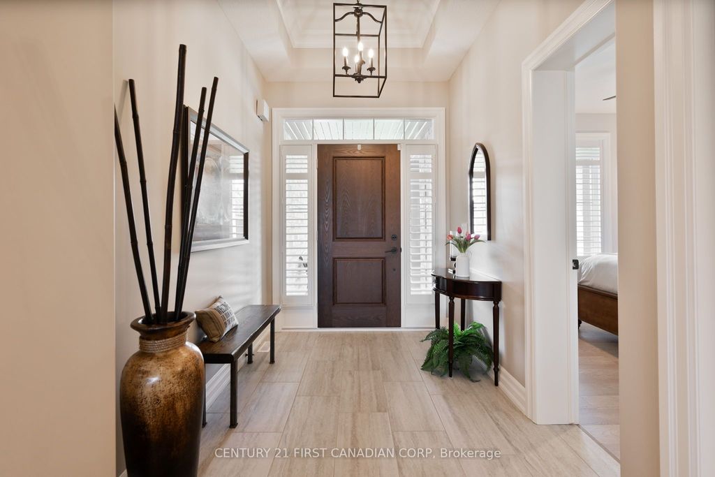 Photo of 2012 Lockwood Crescent, Strathroy-Caradoc, ON N0L 1W0 (MLS # X13054754)