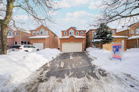 17 Kenborough Court Markham ON L3S 3P3
