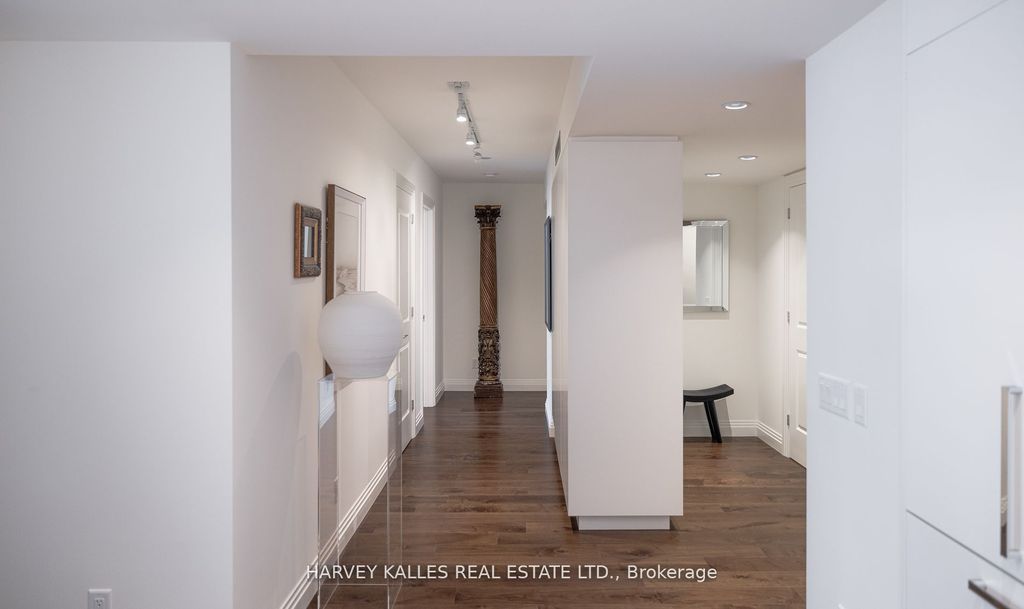 Photo of 1 Benvenuto Place #123, Toronto, ON M4V 2L1 (MLS # C13026418)