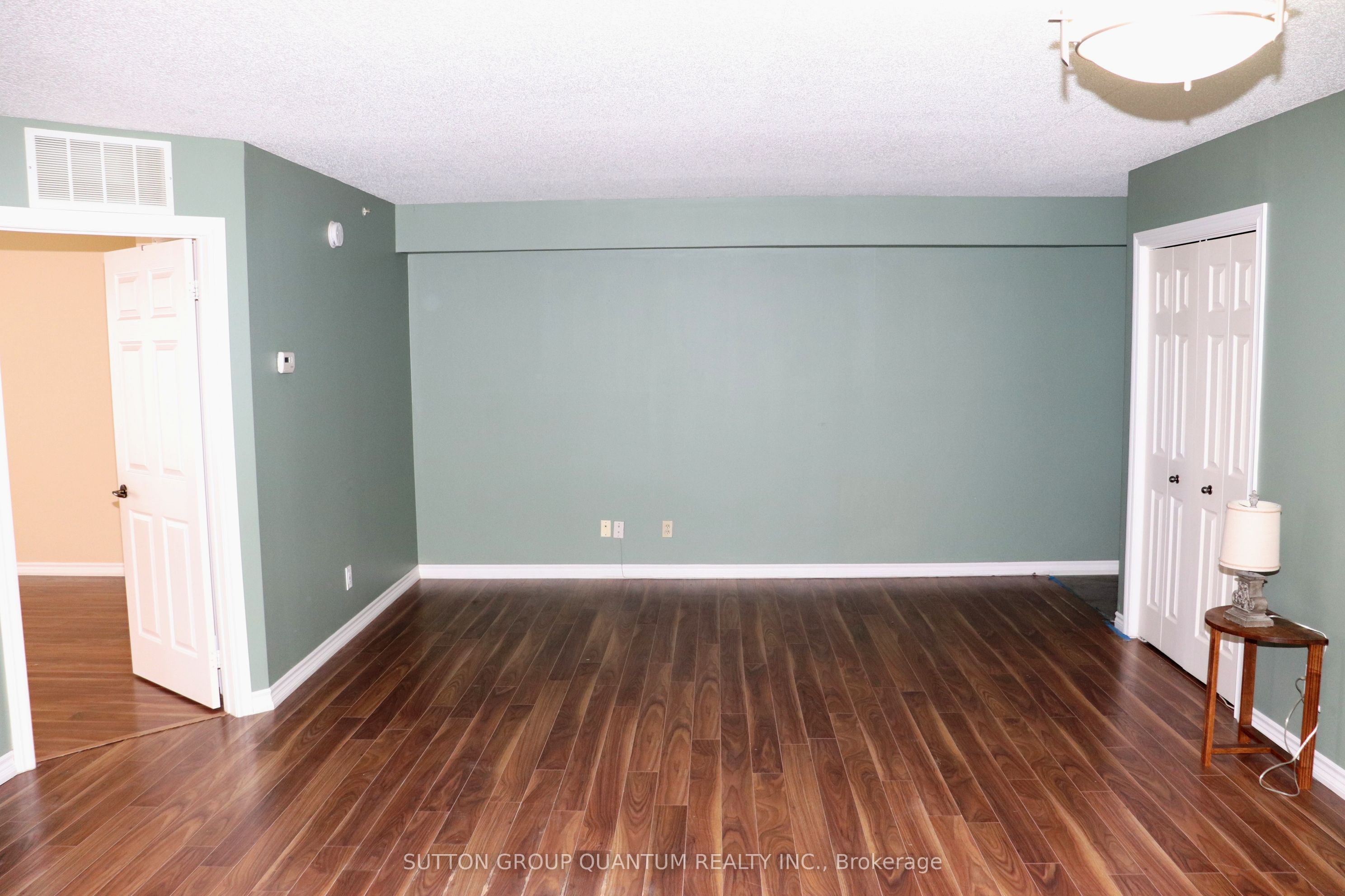 4025 Kilmer Drive 301