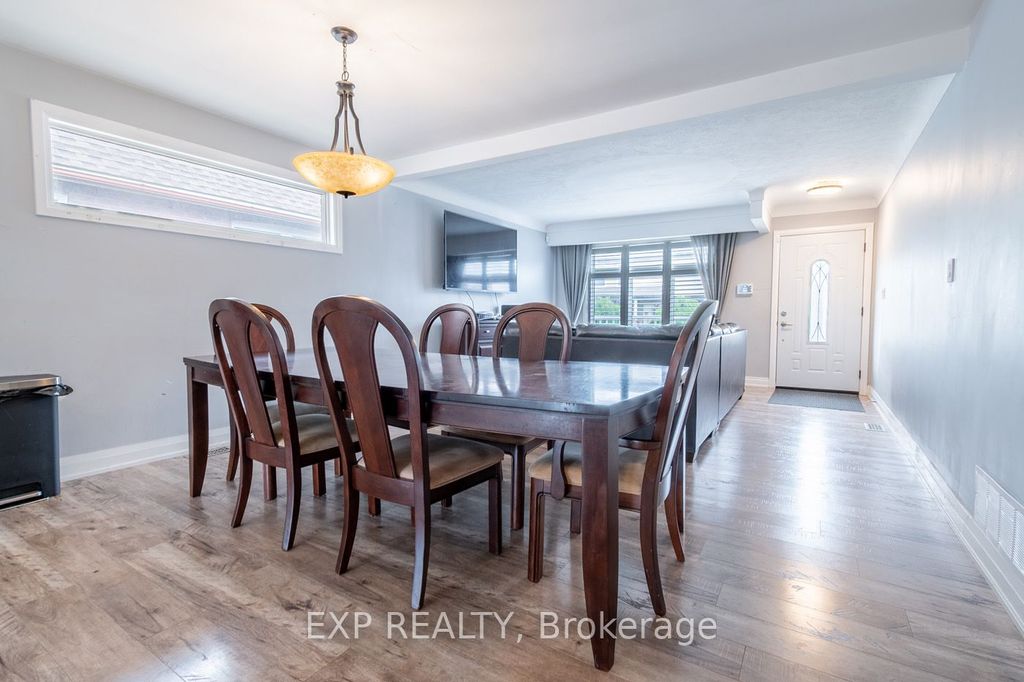 Photo of 11 Garden Street, Thorold, ON L2V 3H9 (MLS # X12830490)