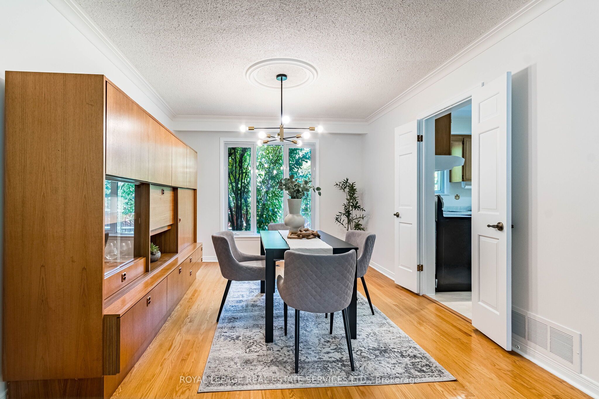 213 The Kingsway N/A