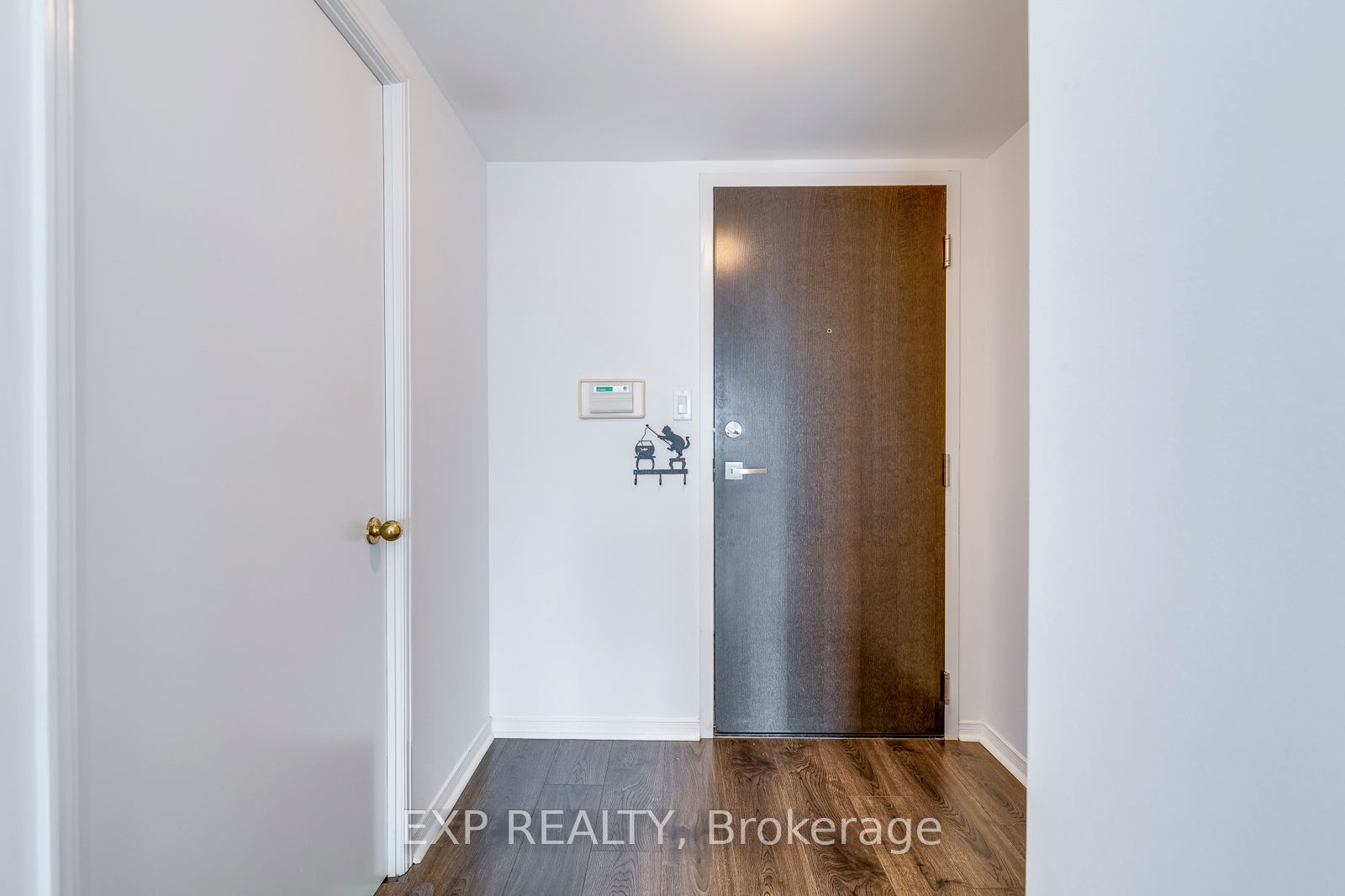 2269 Lake Shore Boulevard W 1510