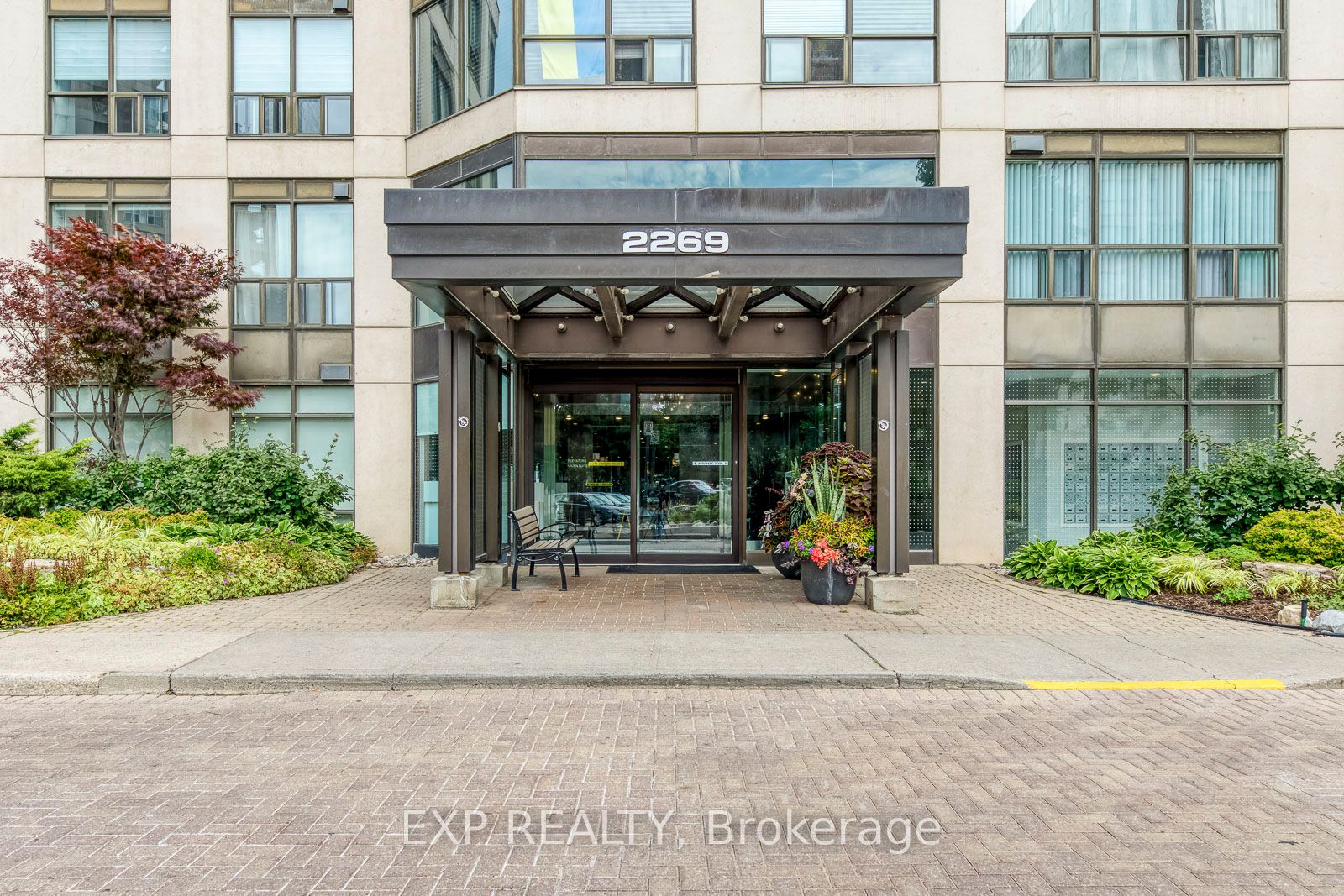 2269 Lake Shore Boulevard W 1510