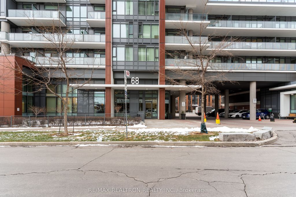 Photo of 68 Canterbury Place #712, Toronto, ON M2N 2N1 (MLS # C12596318)