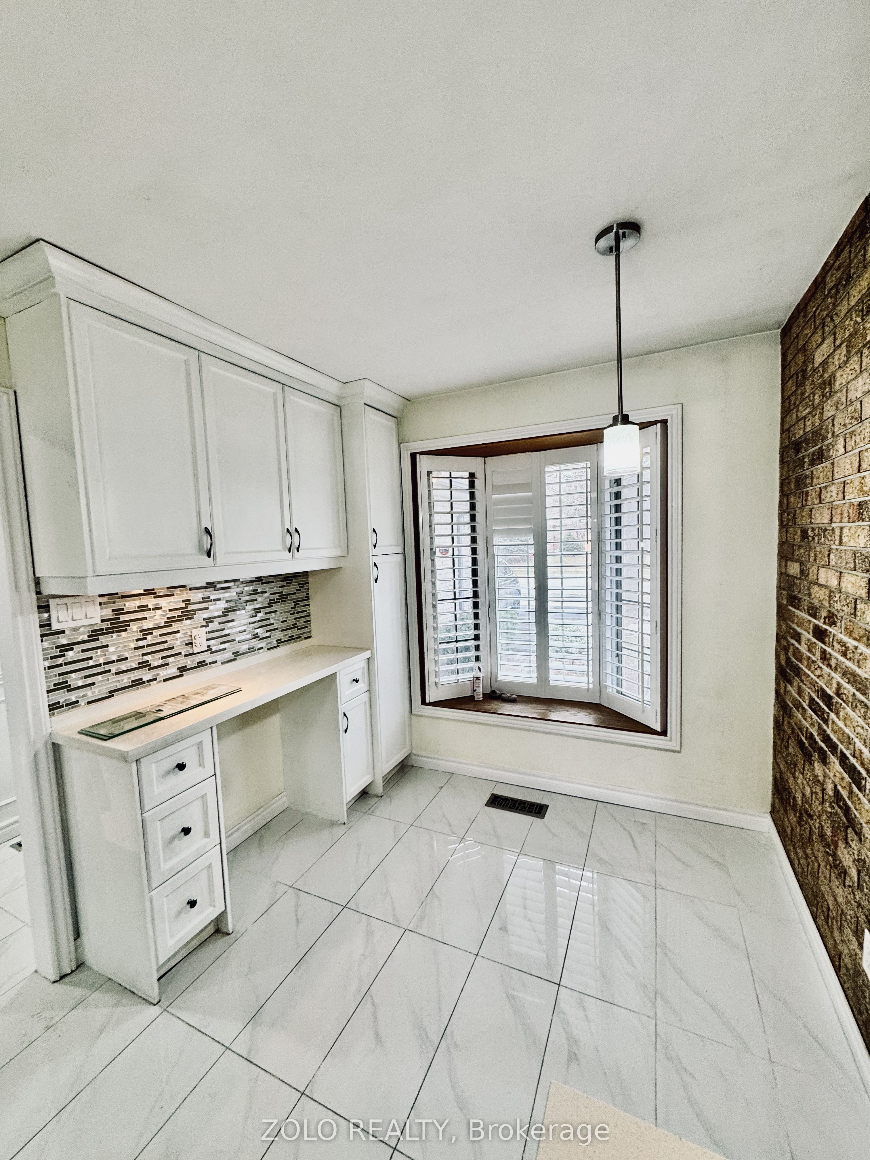 1062 Havendale Boulevard