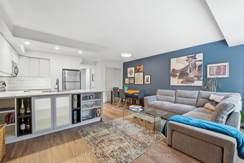 12 Kay Macpherson Lane 106 Toronto ON M4M 3E9