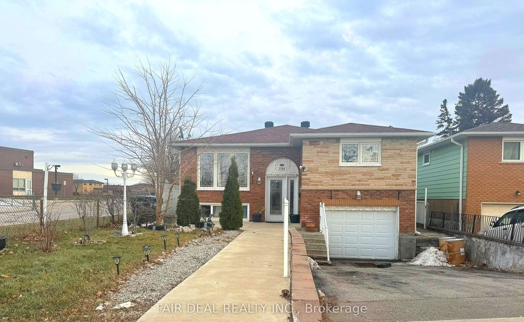 Photo of 3720 Brandon Gate Drive, Mississauga, ON L4T 3M8 (MLS # W12707776)