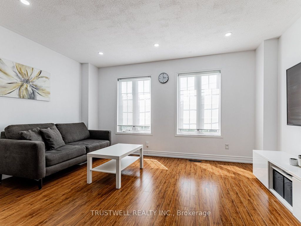 Photo of 127 Torbarrie Road, Toronto, ON M3L 1G8 (MLS # W12323972)