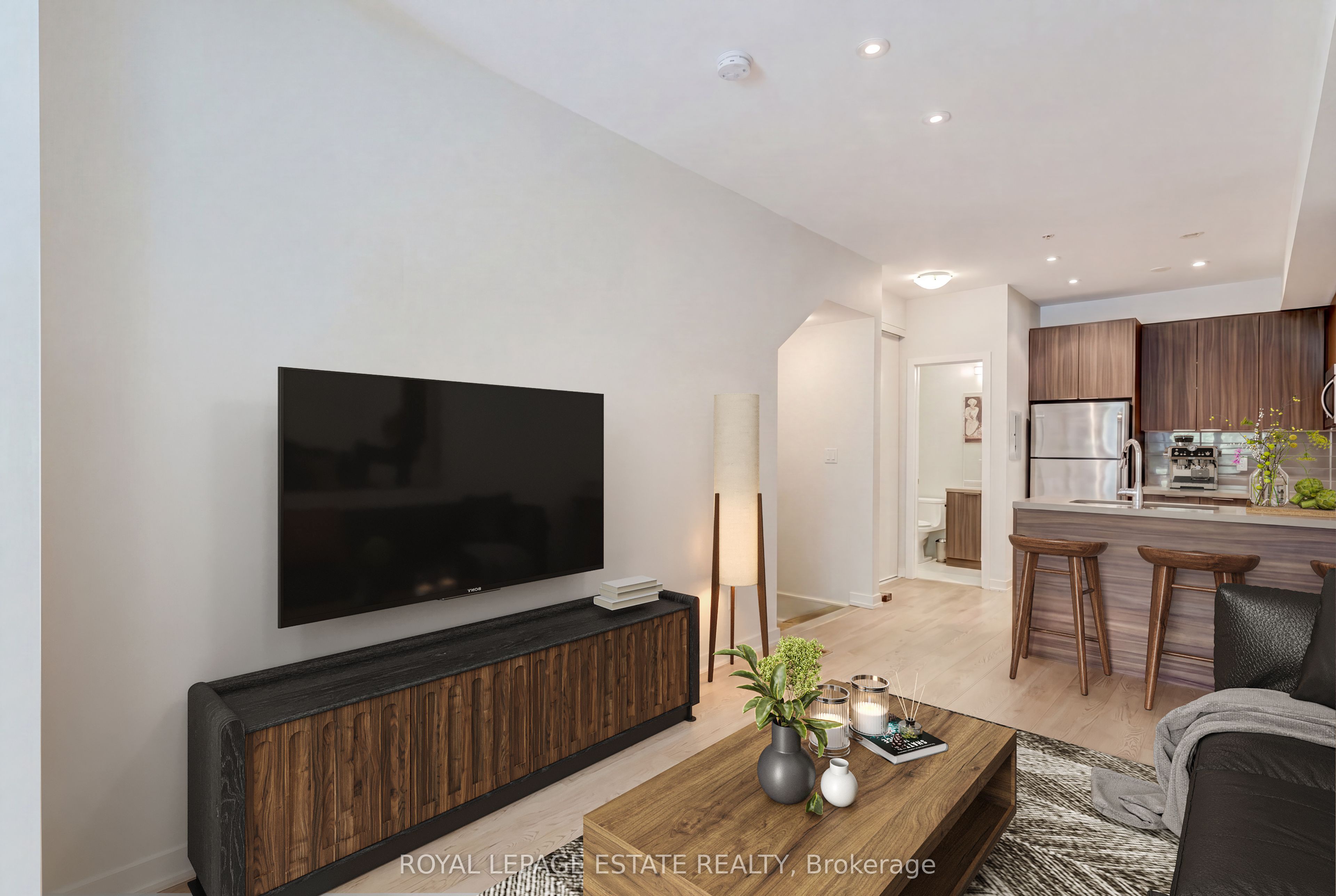 140 Broadview Avenue 32