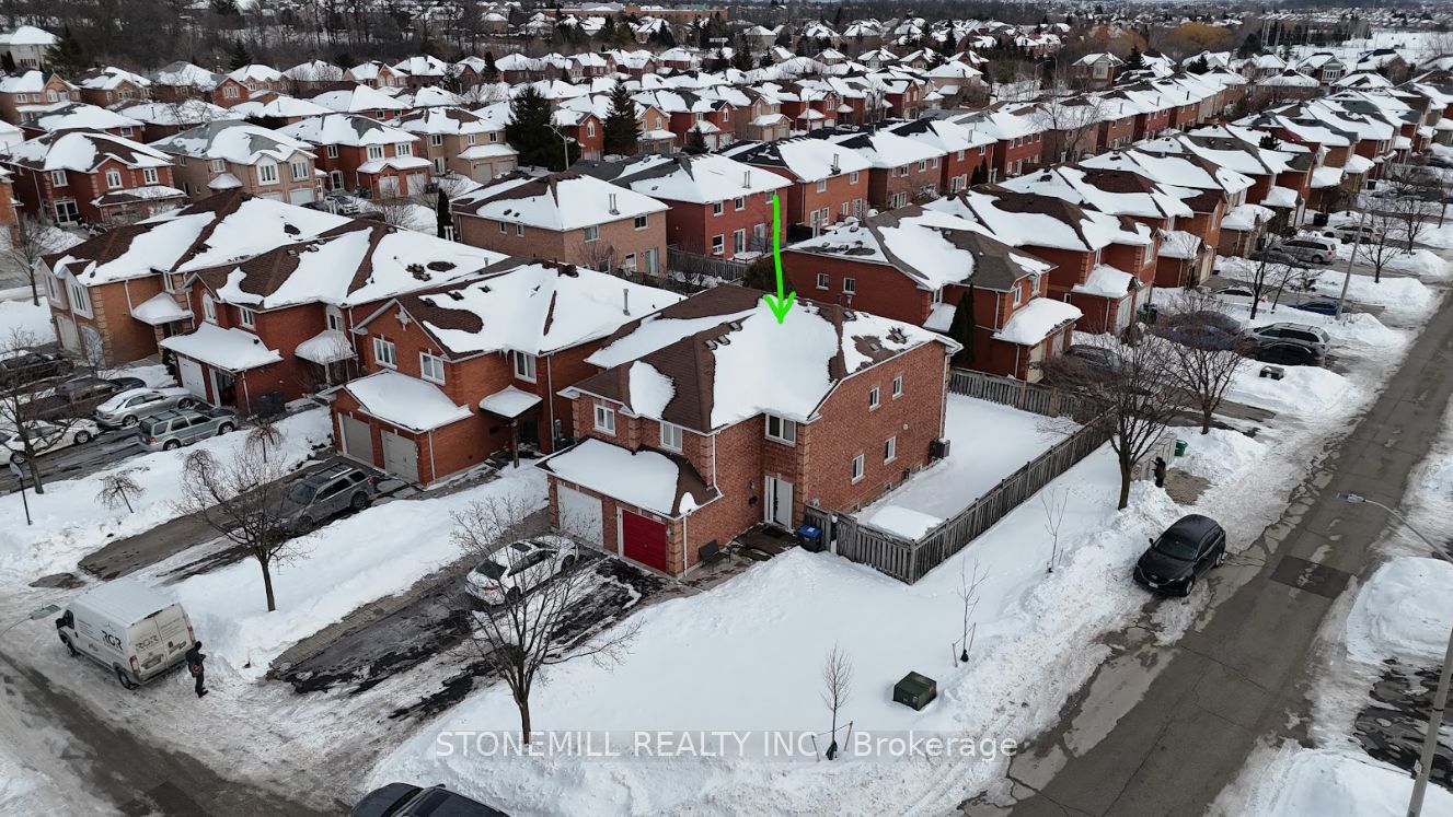 6798 Bansbridge Crescent