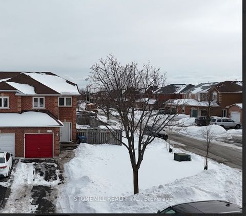 6798 Bansbridge Crescent Mississauga ON L5N 6T3