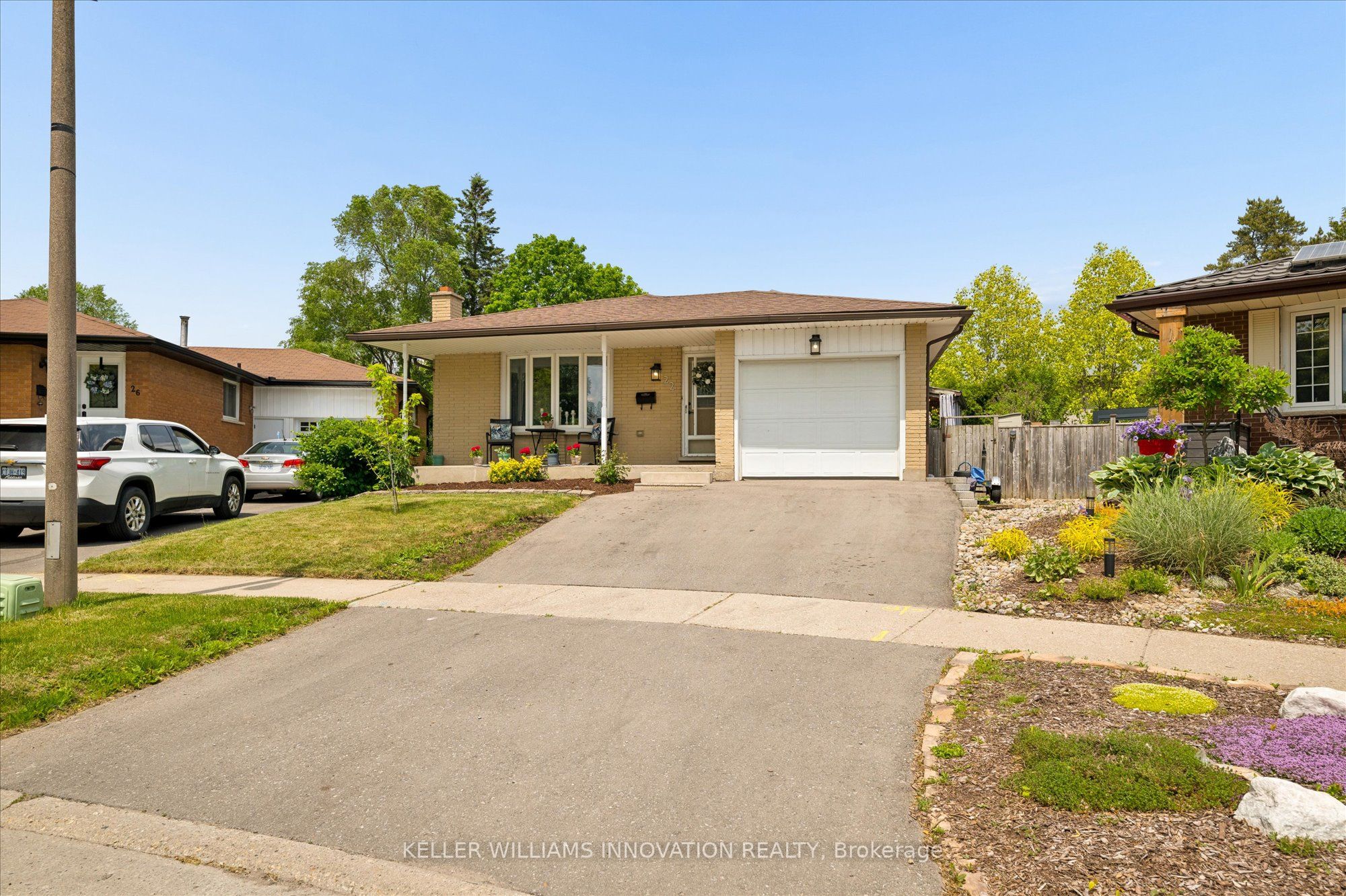 22 Brookside Crescent