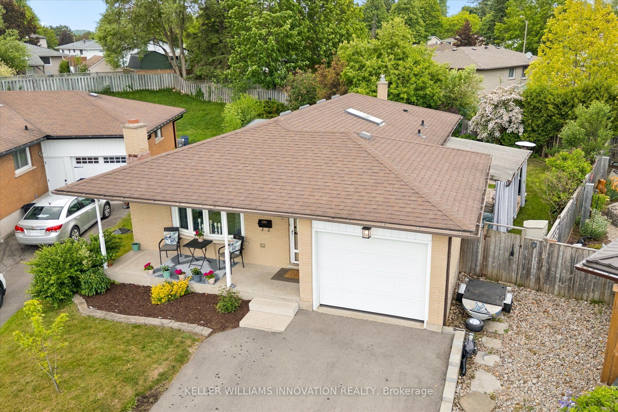 22 Brookside Crescent