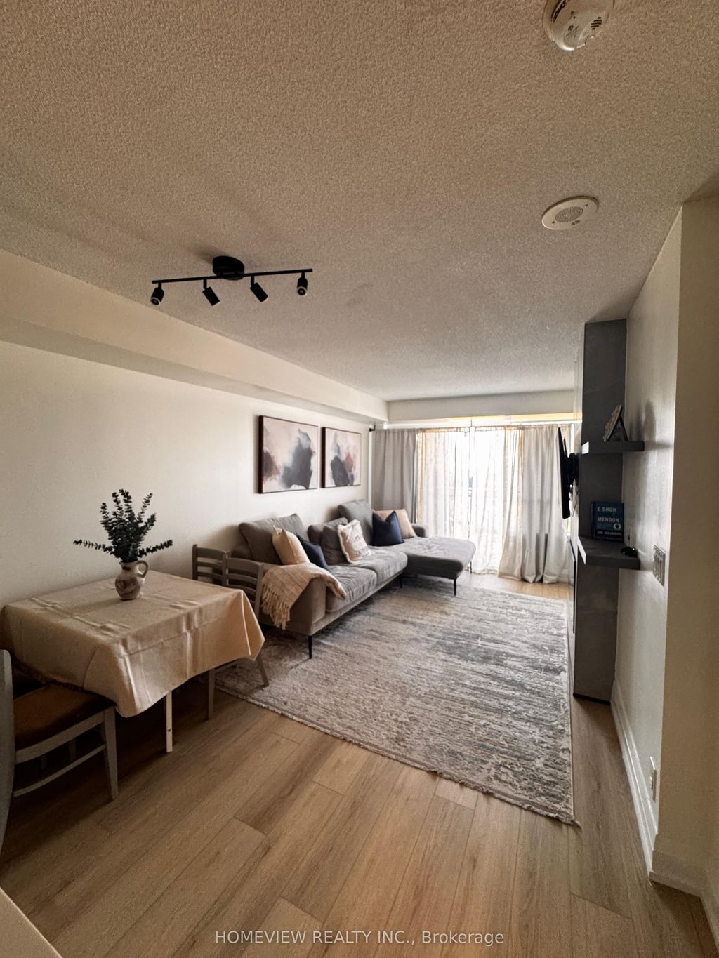 Photo of 1070 Sheppard Avenue W #1211, Toronto, ON M3J 0G8 (MLS # W12455784)