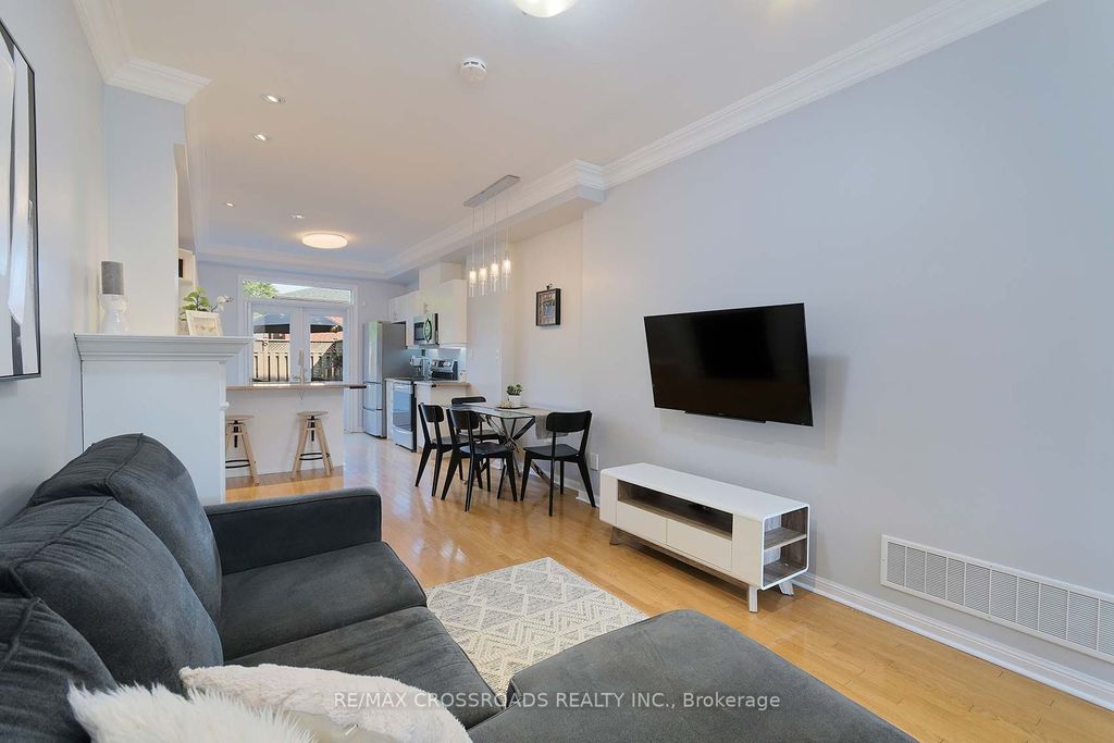 Photo of 3890 Bloor Street W #6, Toronto, ON M9B 1L7 (MLS # W12455183)