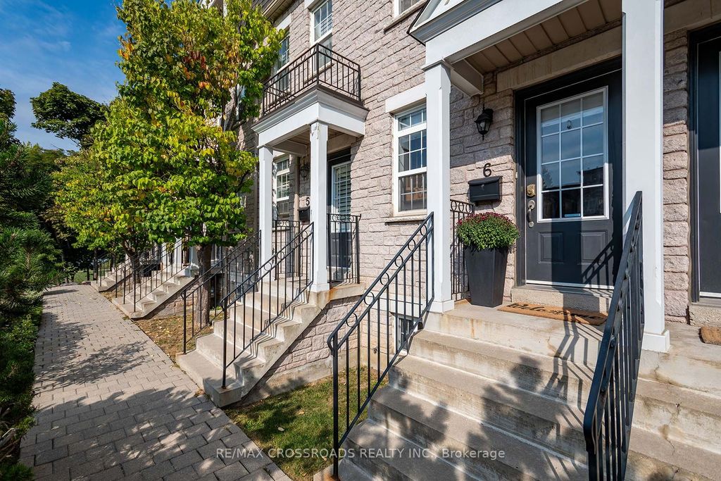 Photo of 3890 Bloor Street W #6, Toronto, ON M9B 1L7 (MLS # W12455183)