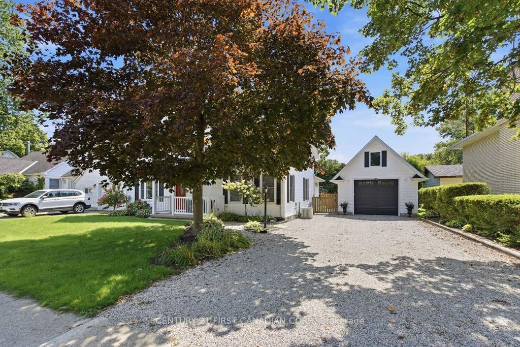 Photo of 212 MAIN Street, West Elgin, ON N0L 2P0 (MLS # X13704578)