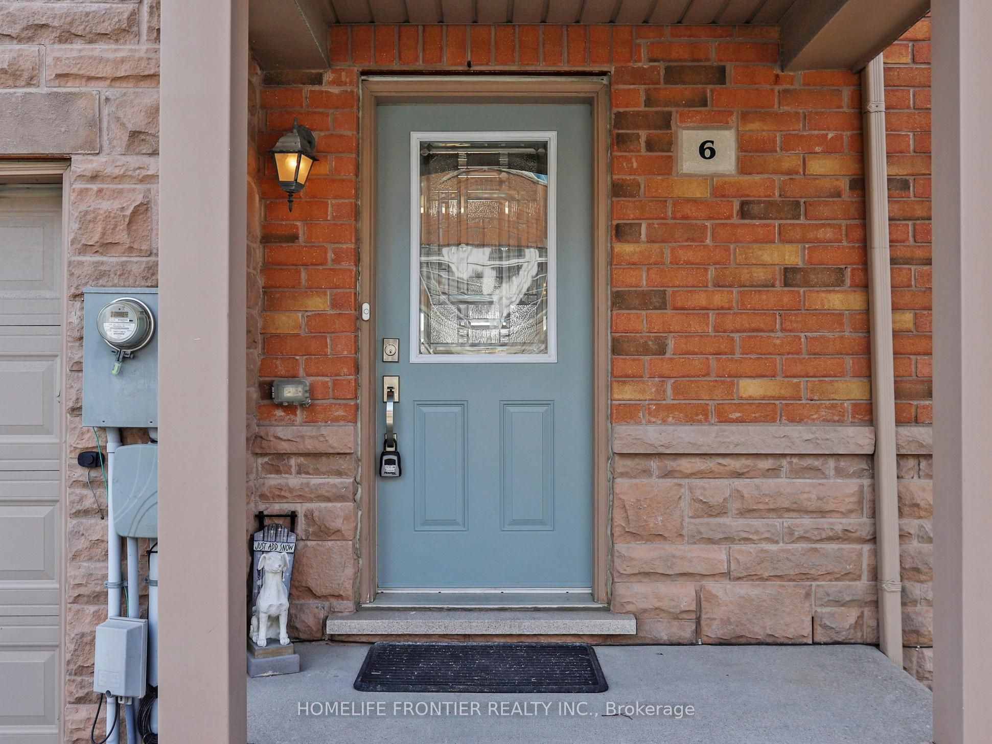 8777 Dufferin Street 6