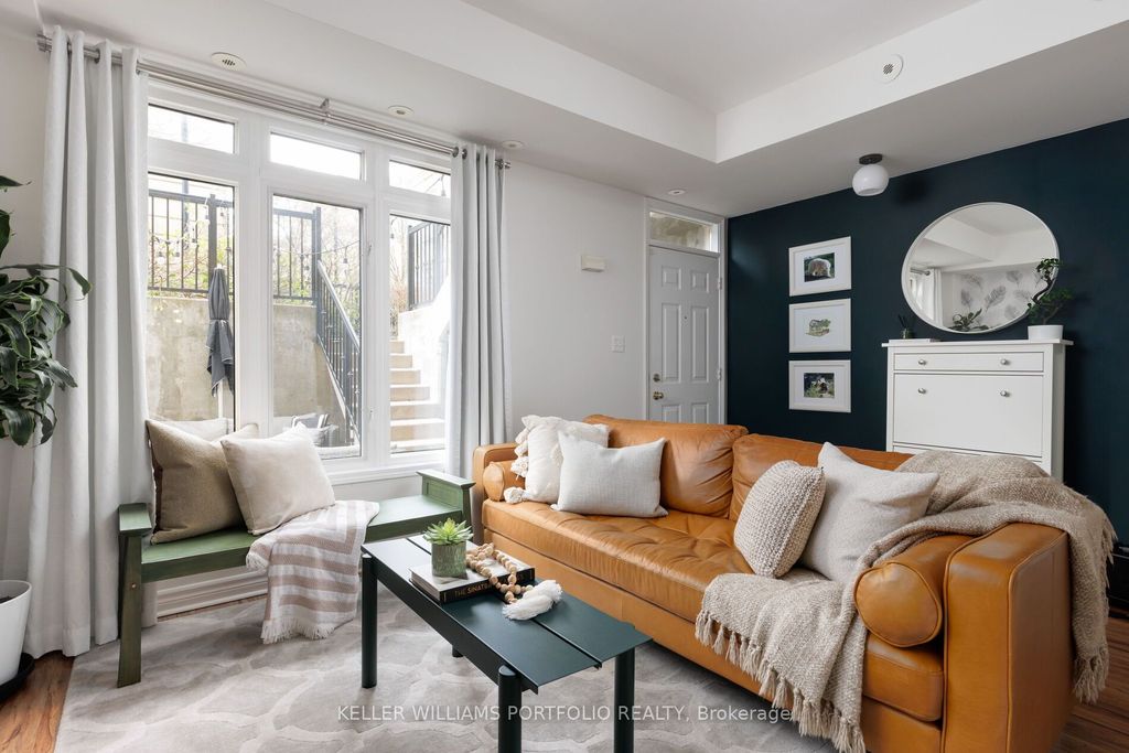 Photo of 60 Carr Street #08, Toronto, ON M5T 1B7 (MLS # C13082564)
