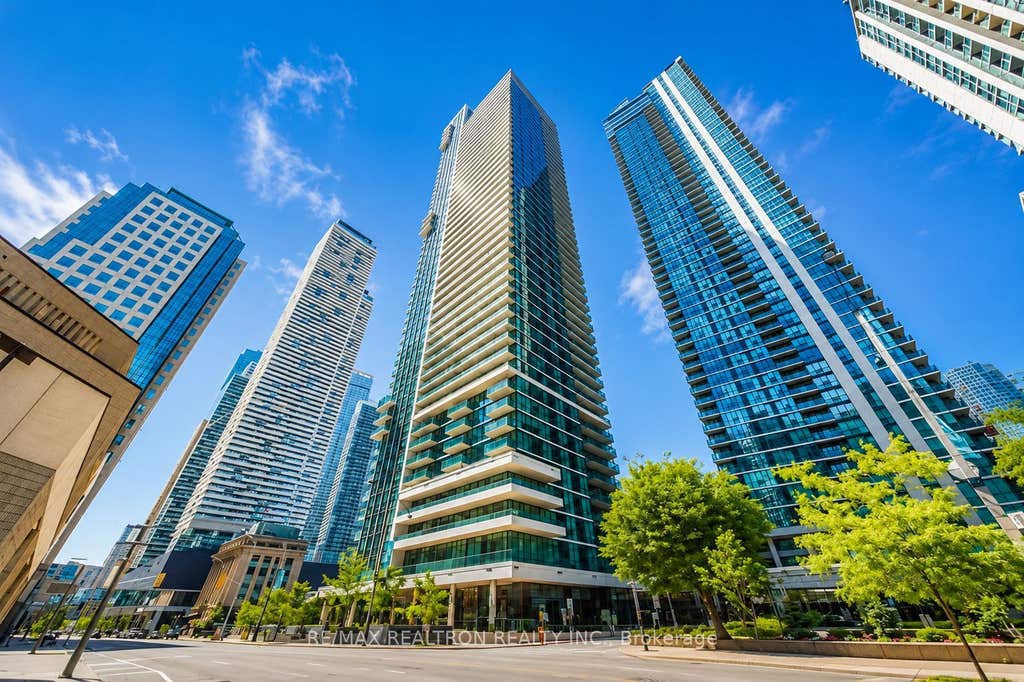 Photo of 33 Bay Street #4605, Toronto, ON M5J 2Z3 (MLS # C13600828)