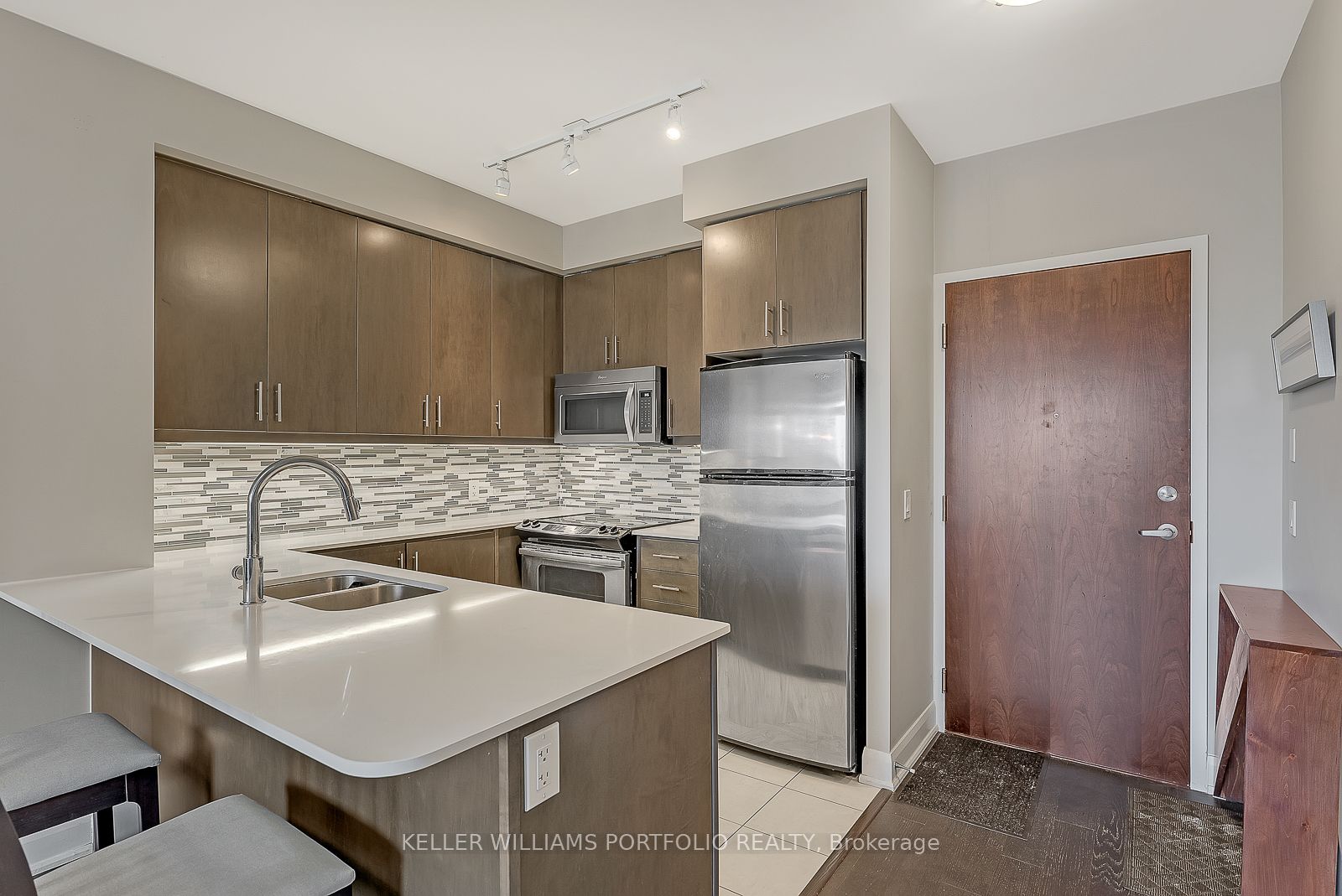 2480 Prince Michael Drive 304
