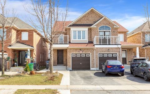 490 Orange Walk Crescent Mississauga ON L5R 0A5