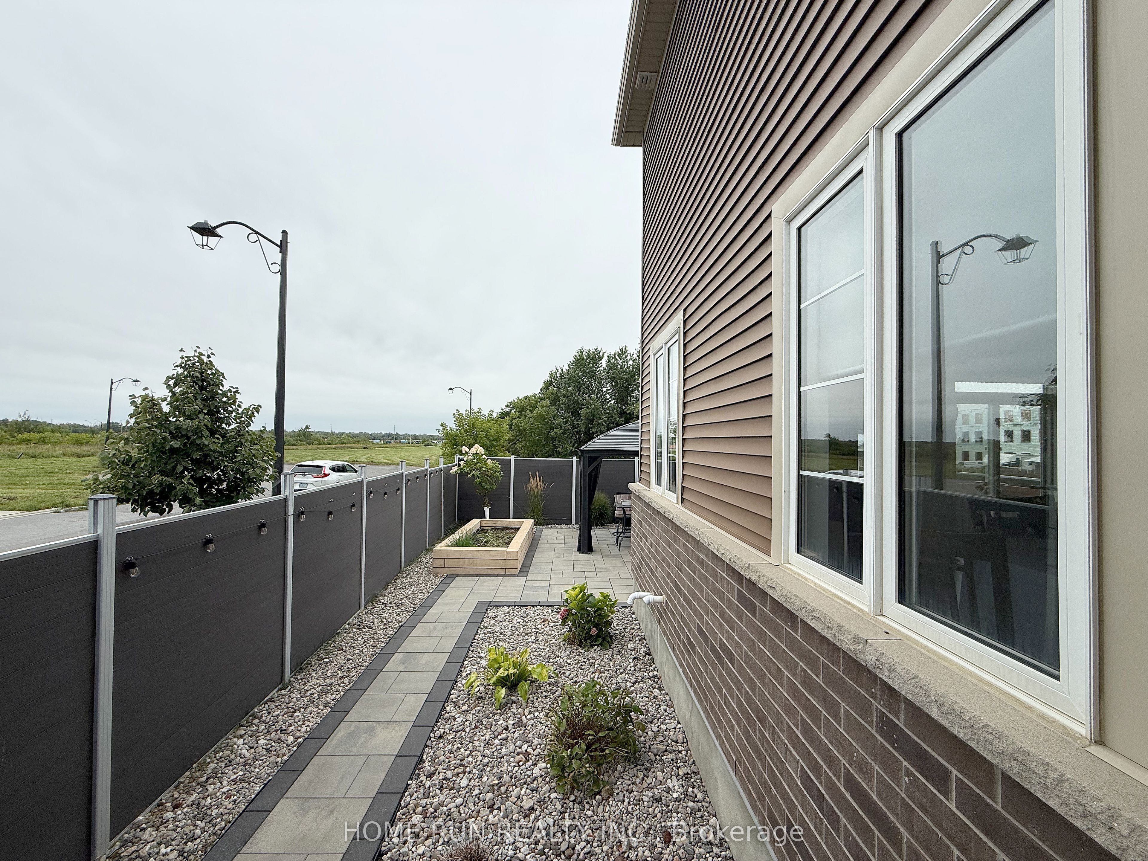 570 Clemency Crescent