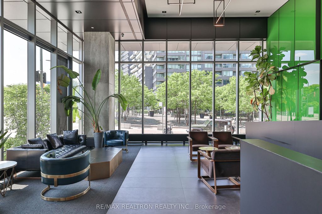 Photo of 170 Bayview Avenue #603, Toronto, ON M5A 0M4 (MLS # C13544886)